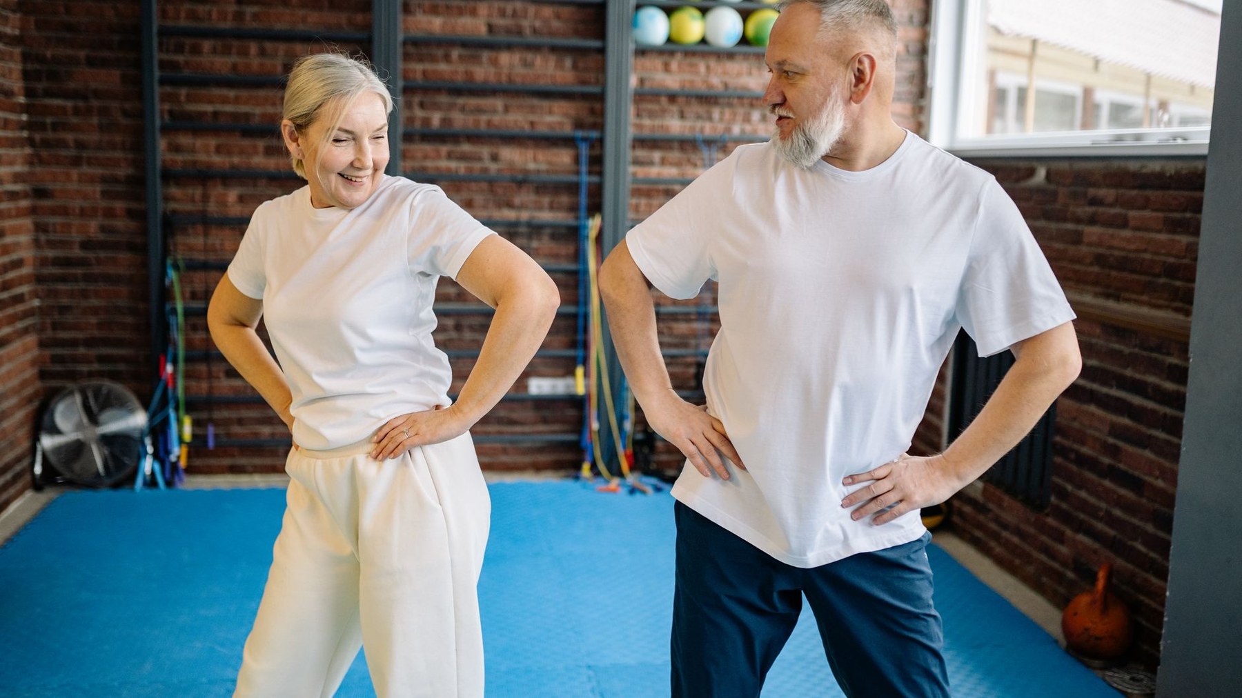 Douleurs musculaires après prothèse de hanche : ce qui peut être attendu, ce qui doit alerter