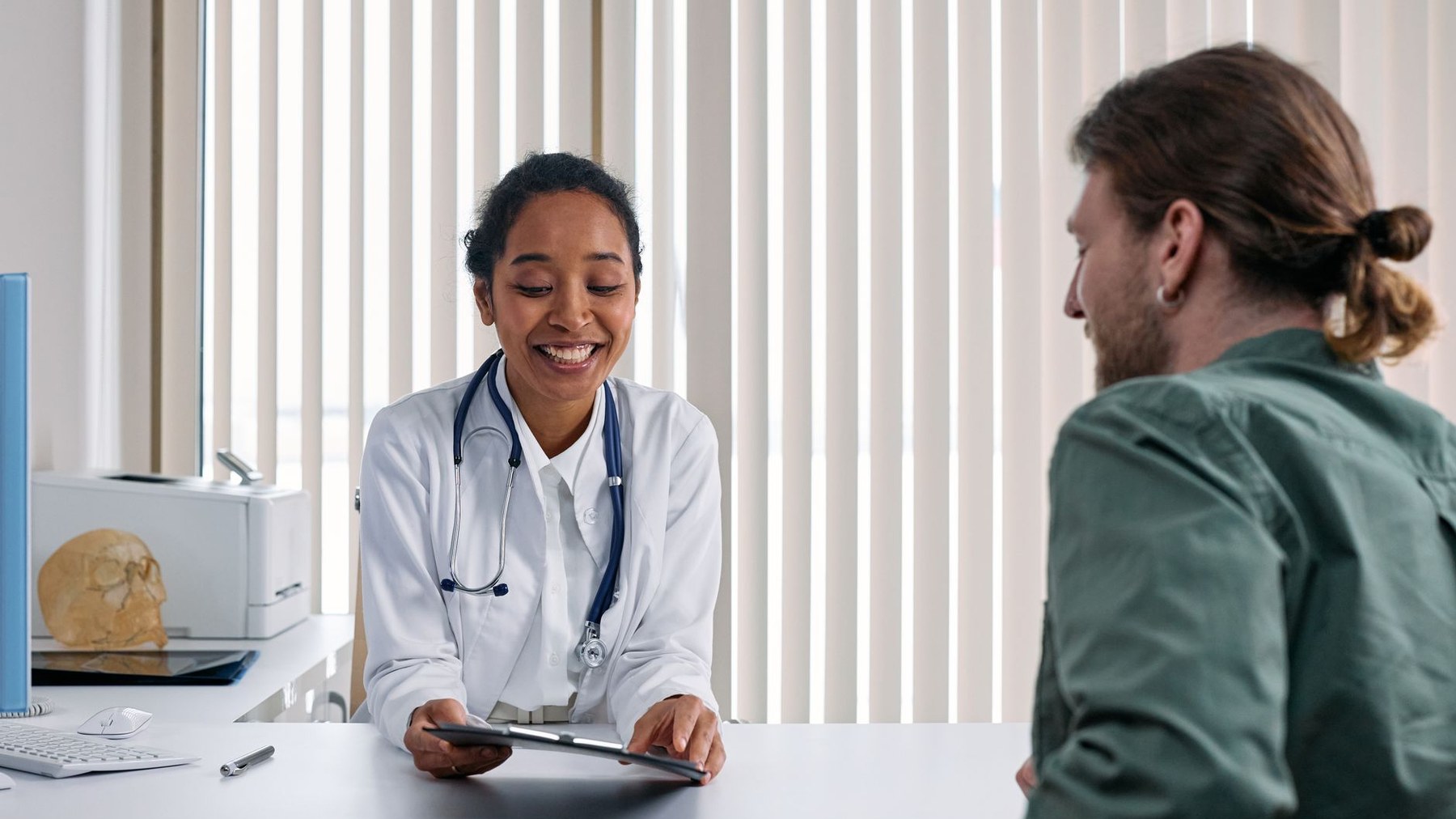 Douleur après biopsie de prostate : ce qui peut arriver et quand rappeler le médecin